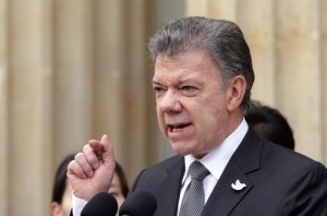 Gobierno colombiano dice que Santos “no pide cabezas” de periodistas