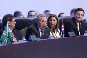 Raúl Castro exculpa a Obama de la responsabilidad política de su país hacia Cuba (Video)