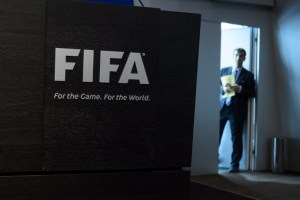 La FIFA entrega documentos informáticos a la justicia suiza