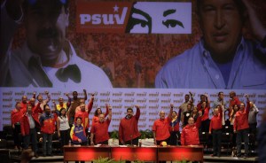 Chavismo realiza primarias con encuestas en contra y en medio de una grave crisis