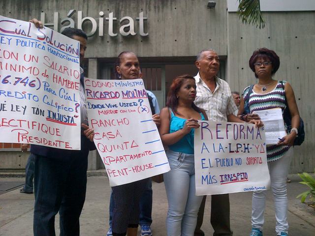 Trabajadores plantean urgente modificación de la ley de vivienda y hábitat