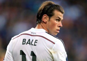 Representante de Gareth Bale afirma que “sus compañeros no le pasan el balón”