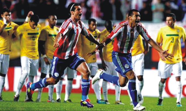 En penales, Paraguay eliminó a Brasil y será rival de Argentina