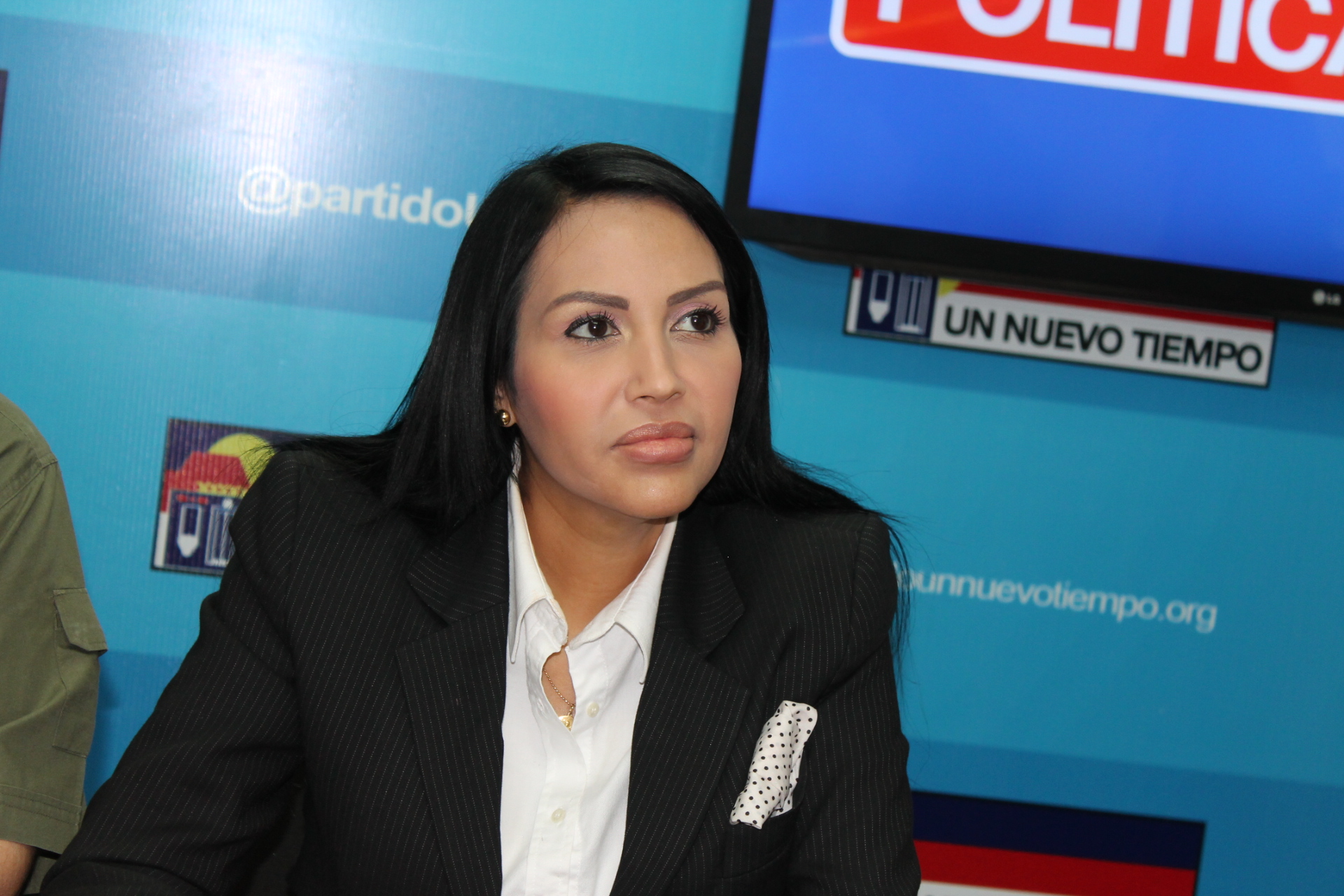 Solórzano agradeció al Parlamento Europeo por tratar casos de violación a DDHH en Venezuela