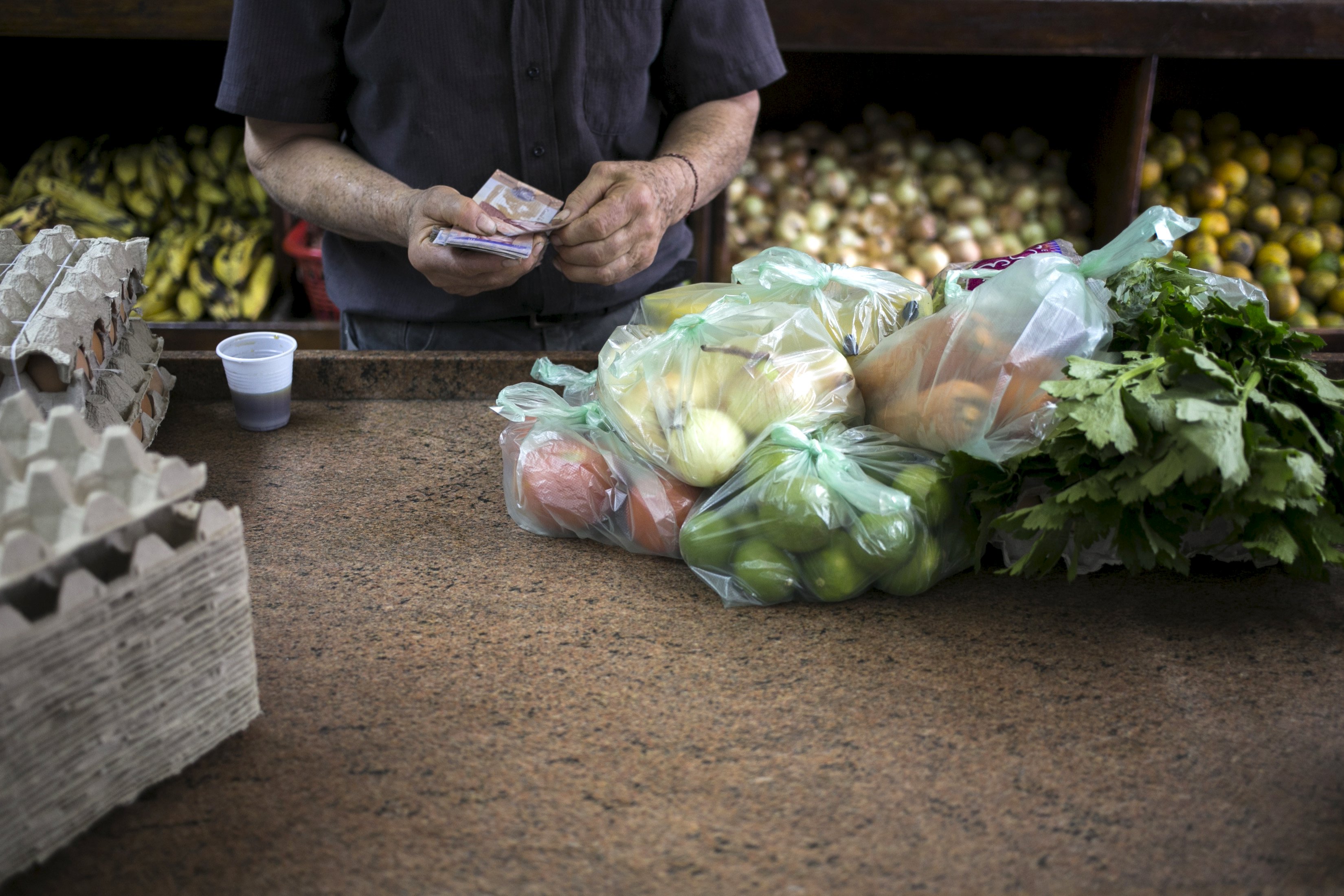 Casi ocho salarios mínimos necesita una familia venezolana para cubrir necesidades