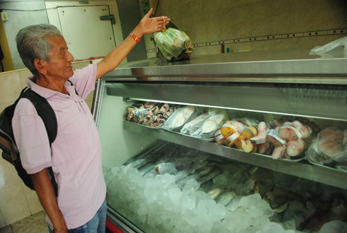 Comprar pescado se convirtió en un lujo en Aragua
