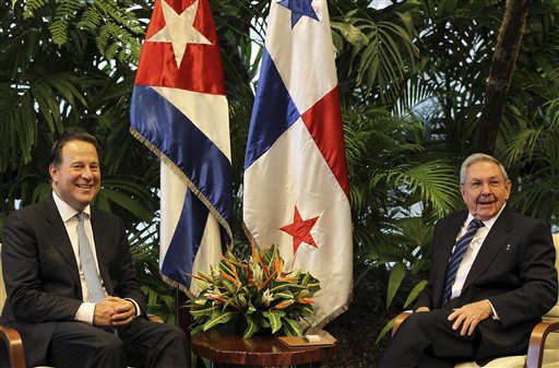 Panamá y Cuba suscriben un acuerdo migratorio