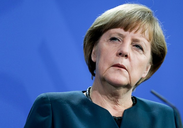 Merkel dice que la UE “no ha dado demasiado” al Reino Unido