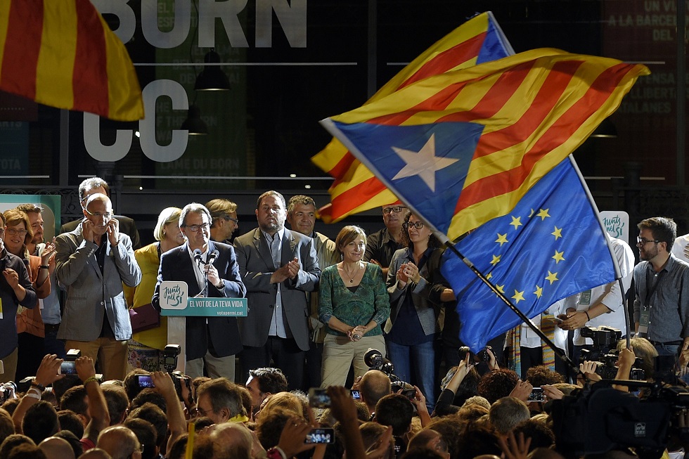 Los independentistas ganan las elecciones en Cataluña, sin la mayoría absoluta