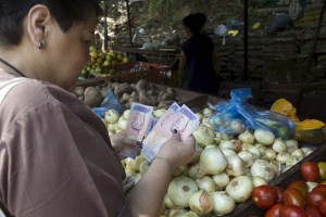 Ecoanalítica: Inflación en 2016 será de 300% si Maduro no hace cambios