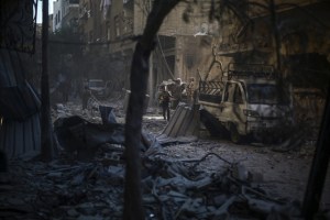 Ascienden a 64 los muertos por bombardeos en Siria