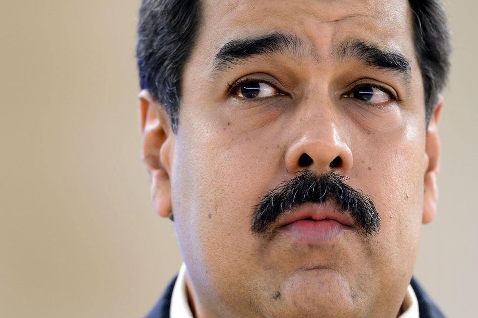 Maduro insinúa que muerte de enfermera en Catia es obra de EEUU