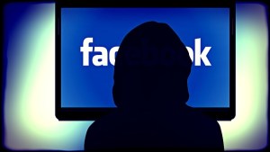 Facebook se compromete a censurar los mensajes xenófobos en Alemania