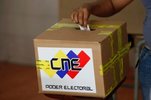 ¿Las elecciones regionales y el Referendo Revocatorio se darán este año?