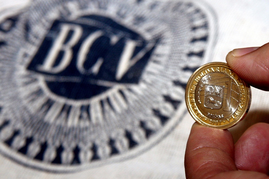 BCV oficializaría dólar paralelo con Interbanex