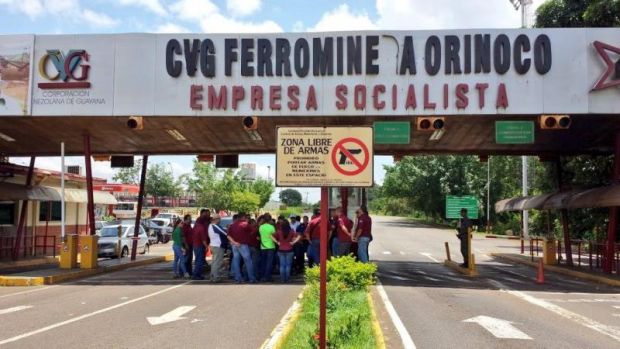  Trabajadores estiman cinco accidentes en Ferrominera en los últimos meses, todos atribuidos a desinversión y falta de mantenimiento.