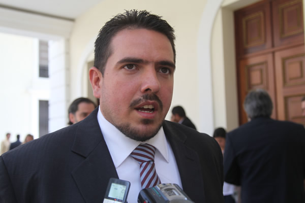 Stalin González: Ejecutivo debe declarar emergencia en Nueva Esparta