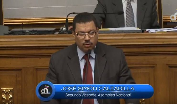 Simón Calzadilla: Vivimos en una profunda crisis política, económica y social