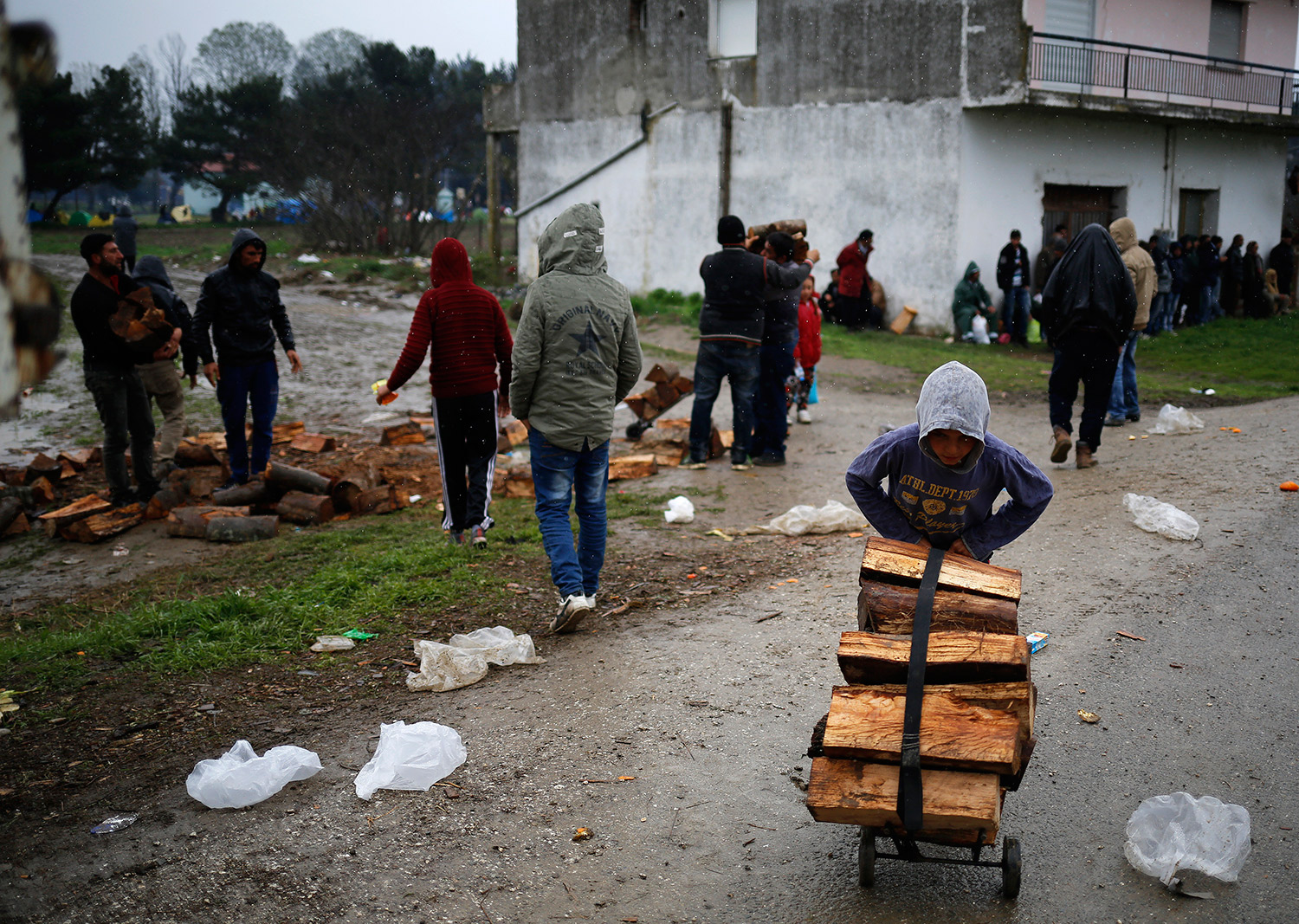 Macedonia cierra sus fronteras a los inmigrantes ilegales