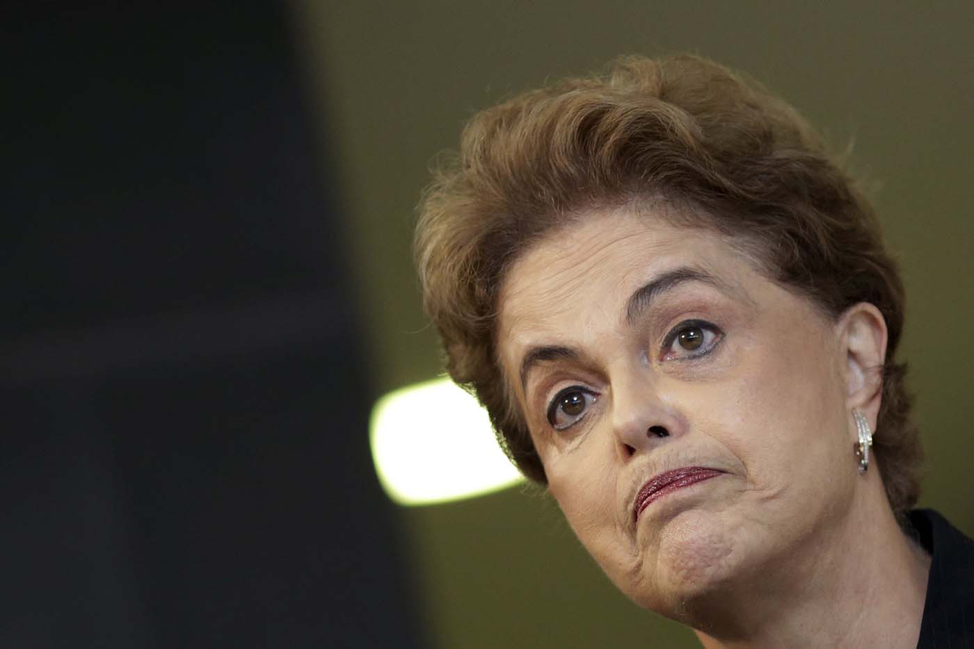 Defensa de Rousseff denuncia golpe de Estado y pide anular impeachment en Brasil