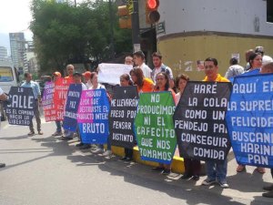 Concejal Rafael Del Rosario acompañó protesta en Chacao a través del arte y la cultura