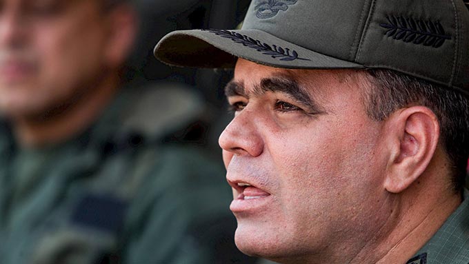 Venezuela irá a “guerra popular prolongada” en caso de ocupación extranjera, según Padrino López