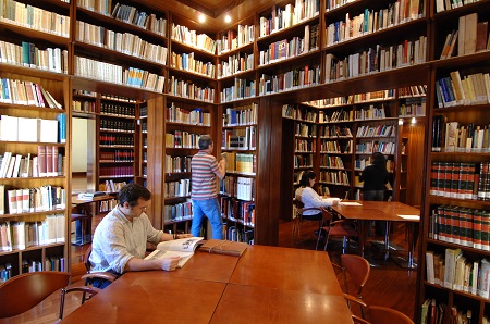 Devolvió el libro que pidió en la biblioteca 67 años después (Foto)