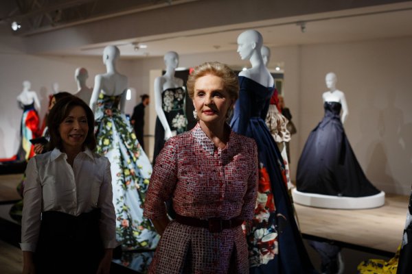 Foto: Carolina Herrera recorre su exhibición retrospectiva en SCAD FASH en Atlanta / NY Times