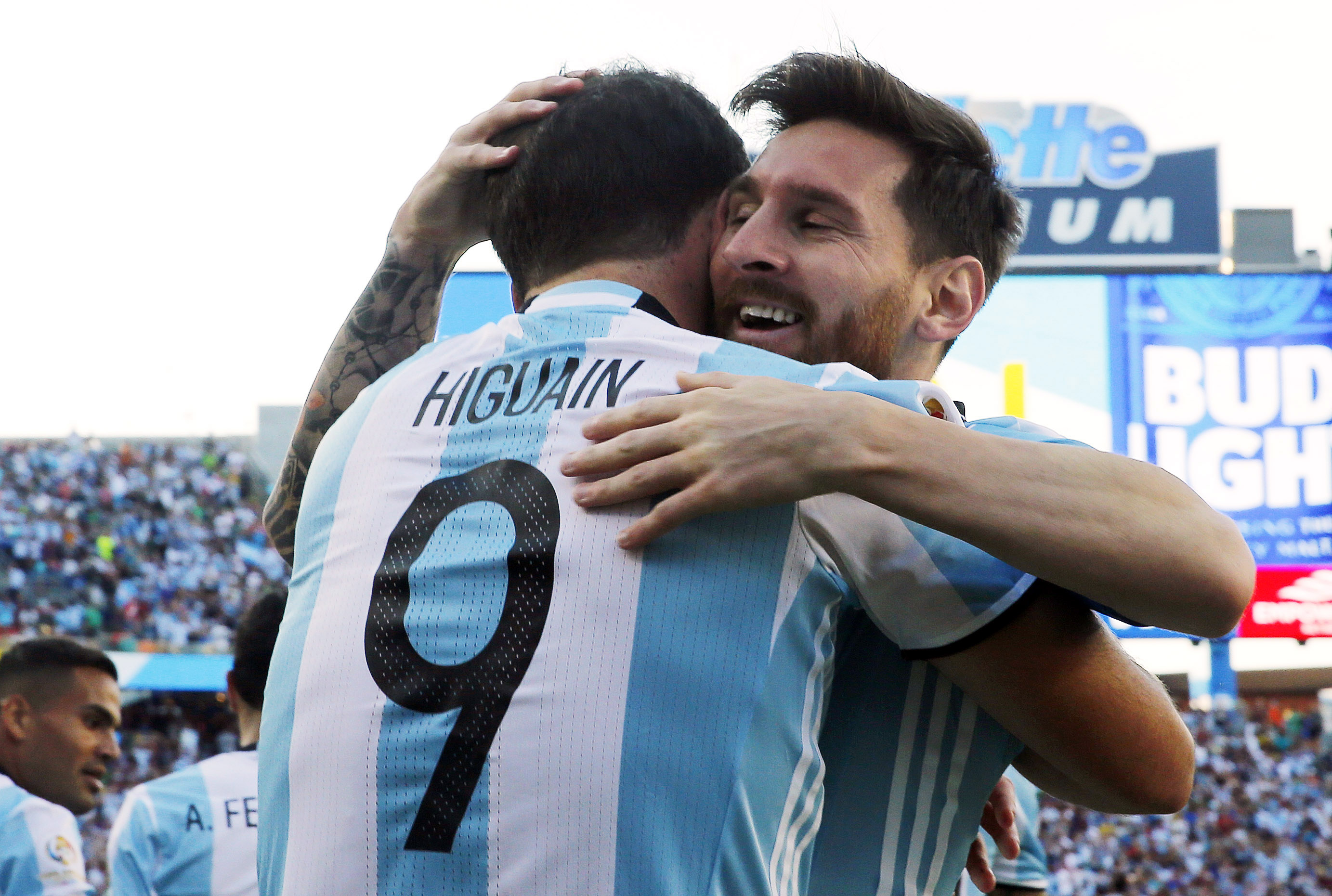 Messi llegó a 54 goles e iguala a Batistuta como máximo goleador de Argentina