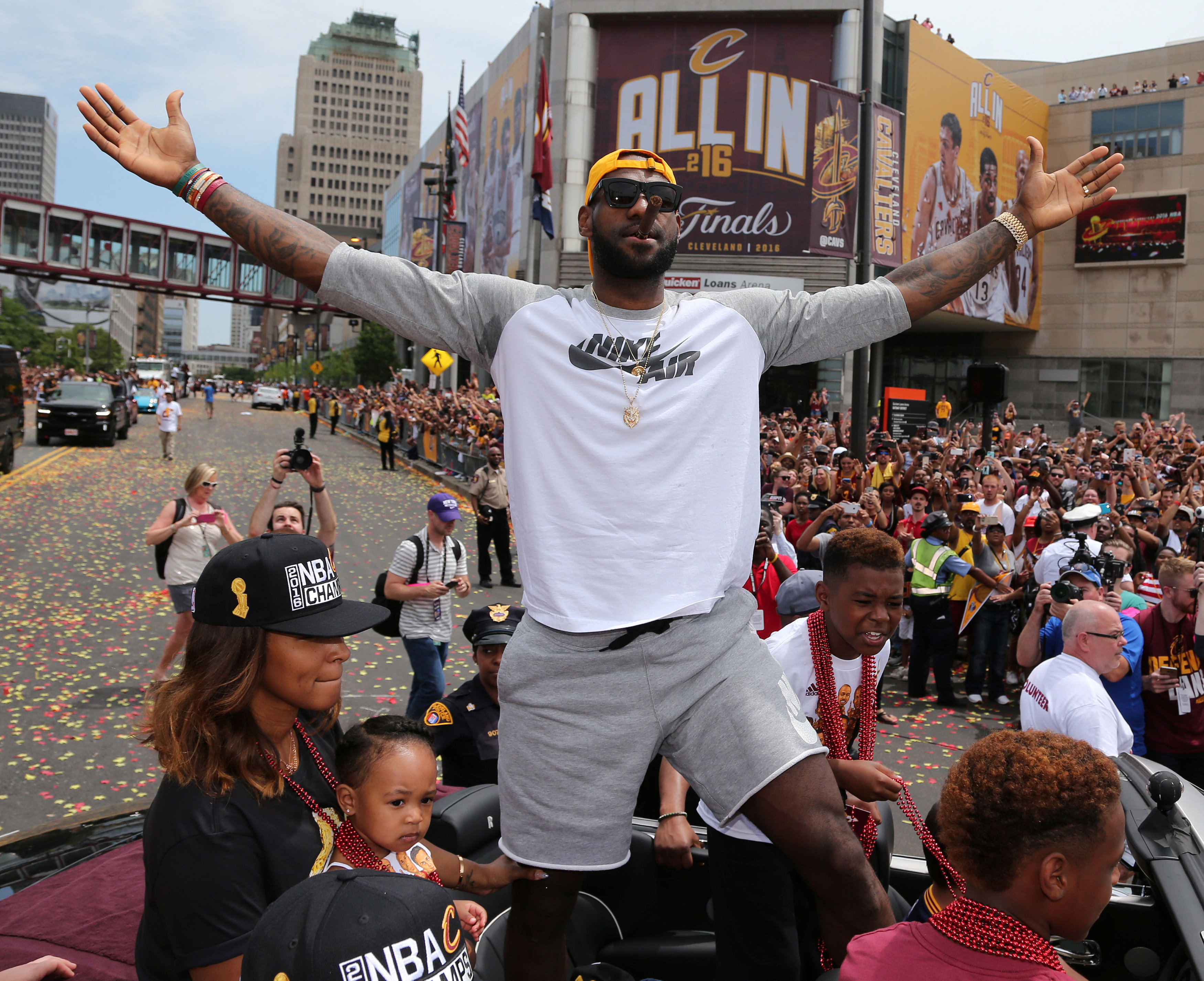 Así recibieron a los campeones de la NBA en Cleveland (Fotos)