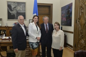 LA FOTO: Almagro se reunió con Barbara Palacios y Mitzy de Ledezma