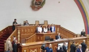 Elimar Díaz: Bloque Parlamentario Zuliano velará porque no quede impune expulsión de becados