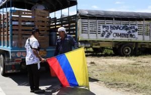 Finaliza paro camionero en Colombia después de 45 días de protestas