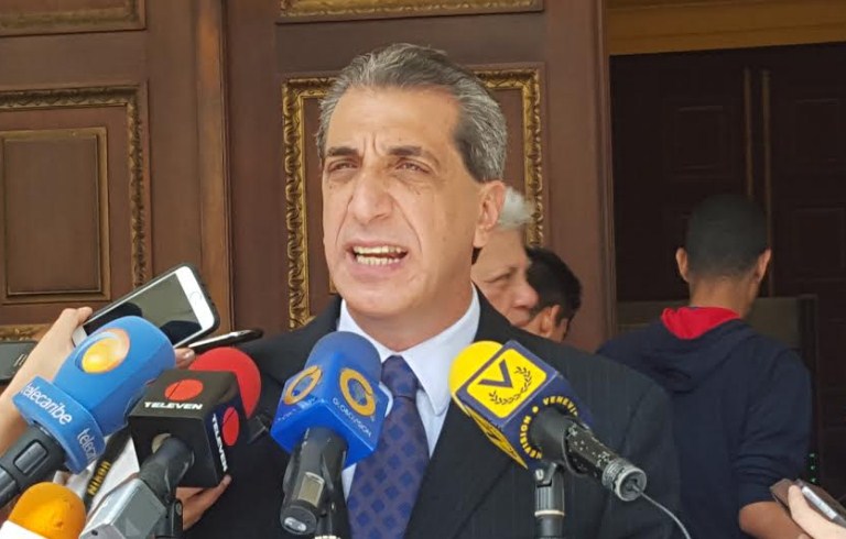 Diputado Biagio Pilieri denunció “campaña sucia” por parte del gobernador de Yaracuy