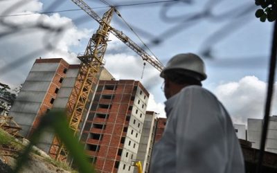 Constructores rechazan decreto que autoriza la ocupación de terrenos