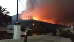 Nuevas evacuaciones por incendio en archipiélago español de Canarias