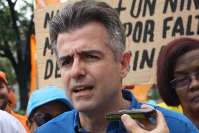 Alejandro Feo La Cruz candidato de la oposición