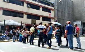 Protestan frente a la Alcaldía de Guaicaipuro por escasez de comida #15Sep