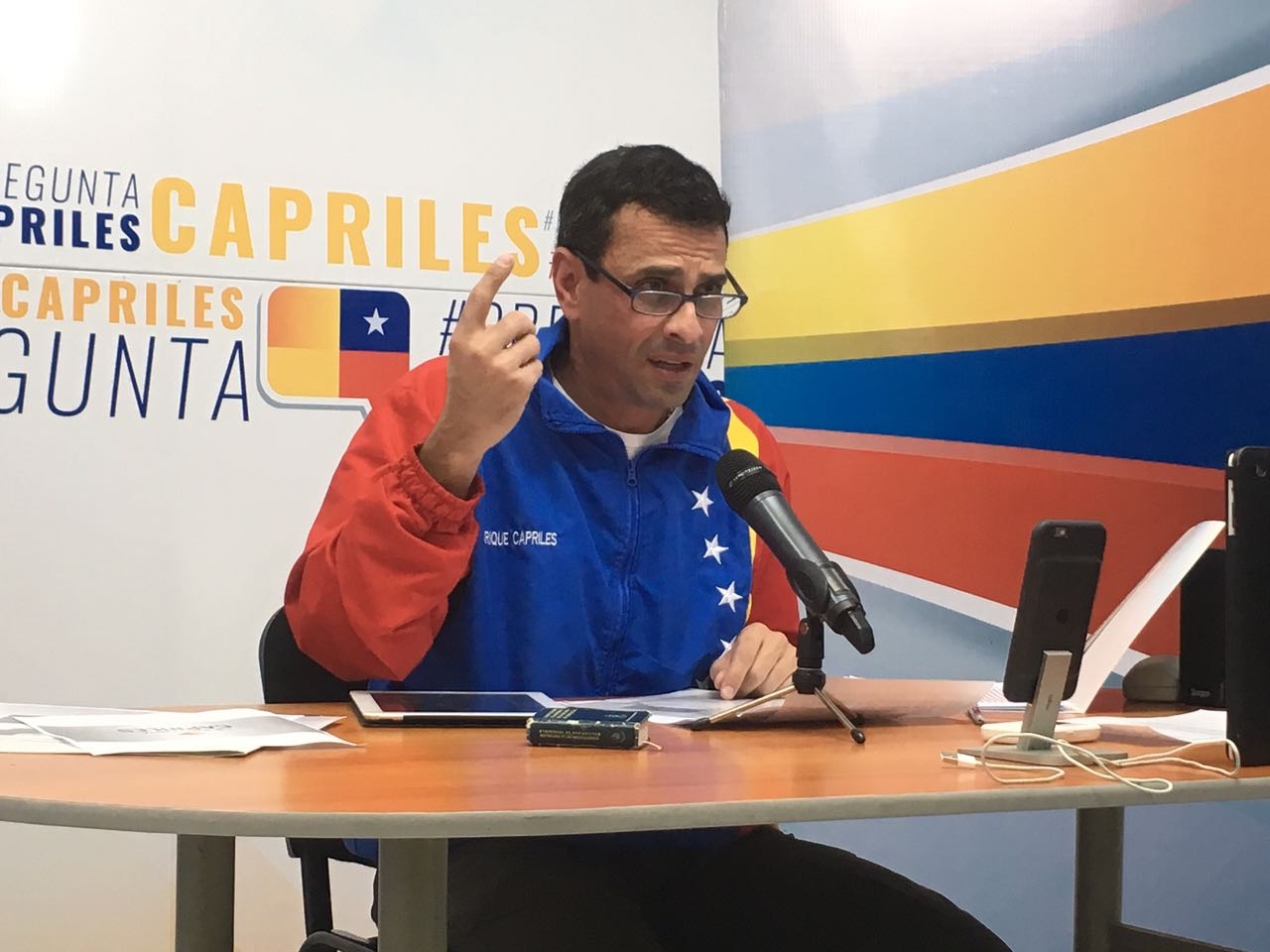 Capriles: Más de 15 comercios fueron saqueados en Los Teques