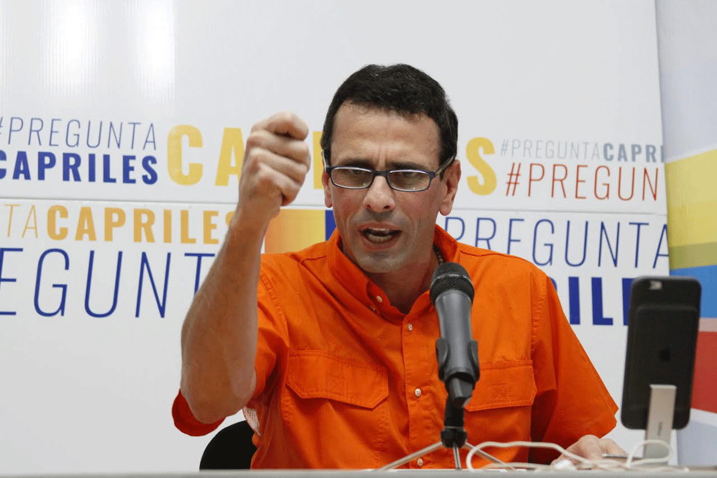 Capriles: Si el TSJ suspende el revocatorio, defenderemos la Constitución en la calle