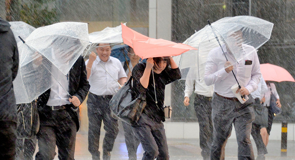 Alerta máxima en el sur de Japón ante la llegada del tifón Chaba