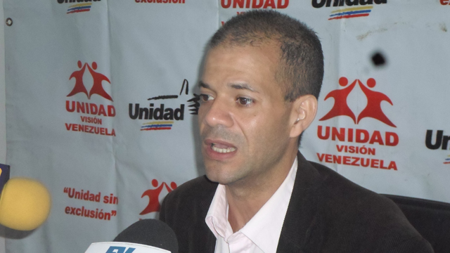 Omar Ávila: No se puede disponer de los recursos de la Nación sin la aprobación del Parlamento