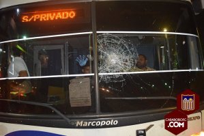 Atacan autobús del Carabobo FC en Los Ocumitos para robarlo