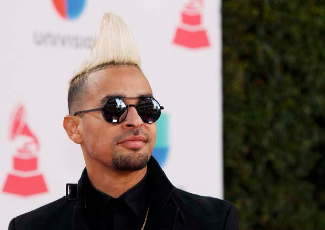 Recording artist Motiff arrives at the 17th Annual Latin Grammy Awards in Las Vegas, Nevada, U.S., November 17, 2016. REUTERS/Steve Marcus