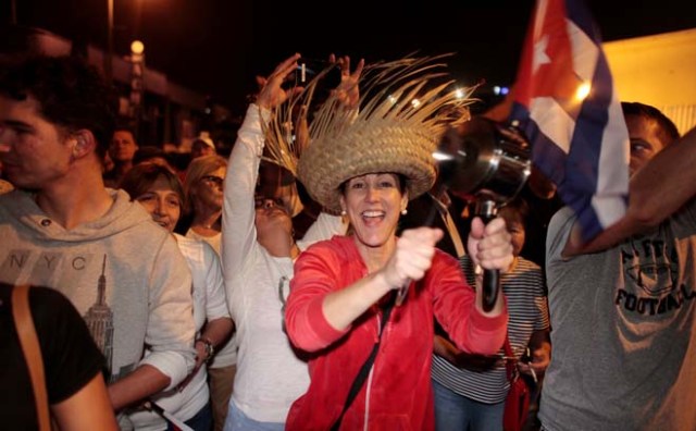 People celebrate after the announcement of the death of Cuban revolutionary leader Fidel Castro in the Little Havana district of Miami, Florida, U.S. November 26, 2016. REUTERS/Javier Galeano