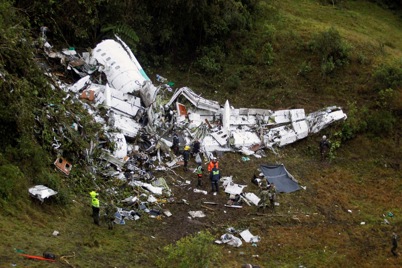 Hijo de copiloto en tragedia aérea en Colombia: Mi padre seguro buscó “salvar vidas”