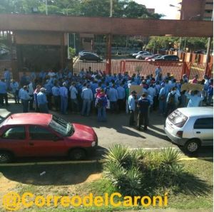 Trabajadores exigieron destitución de presidente de Orinoco Iron en protesta en CVG