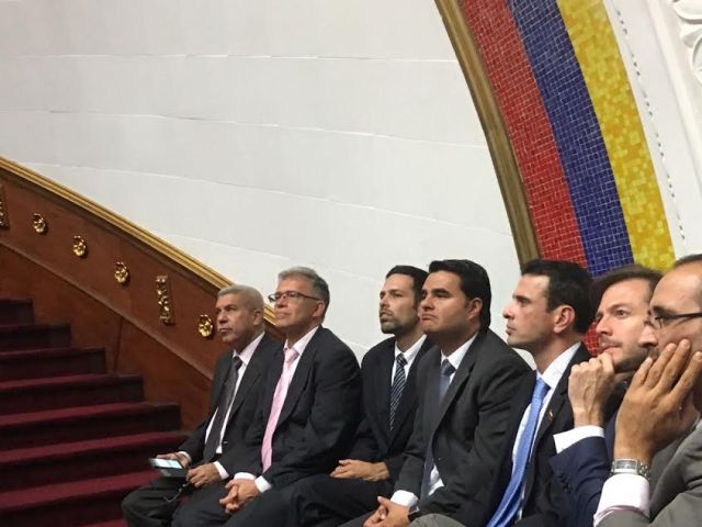 Capriles y alcaldes