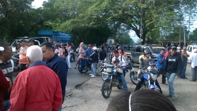 Cua protesta comida