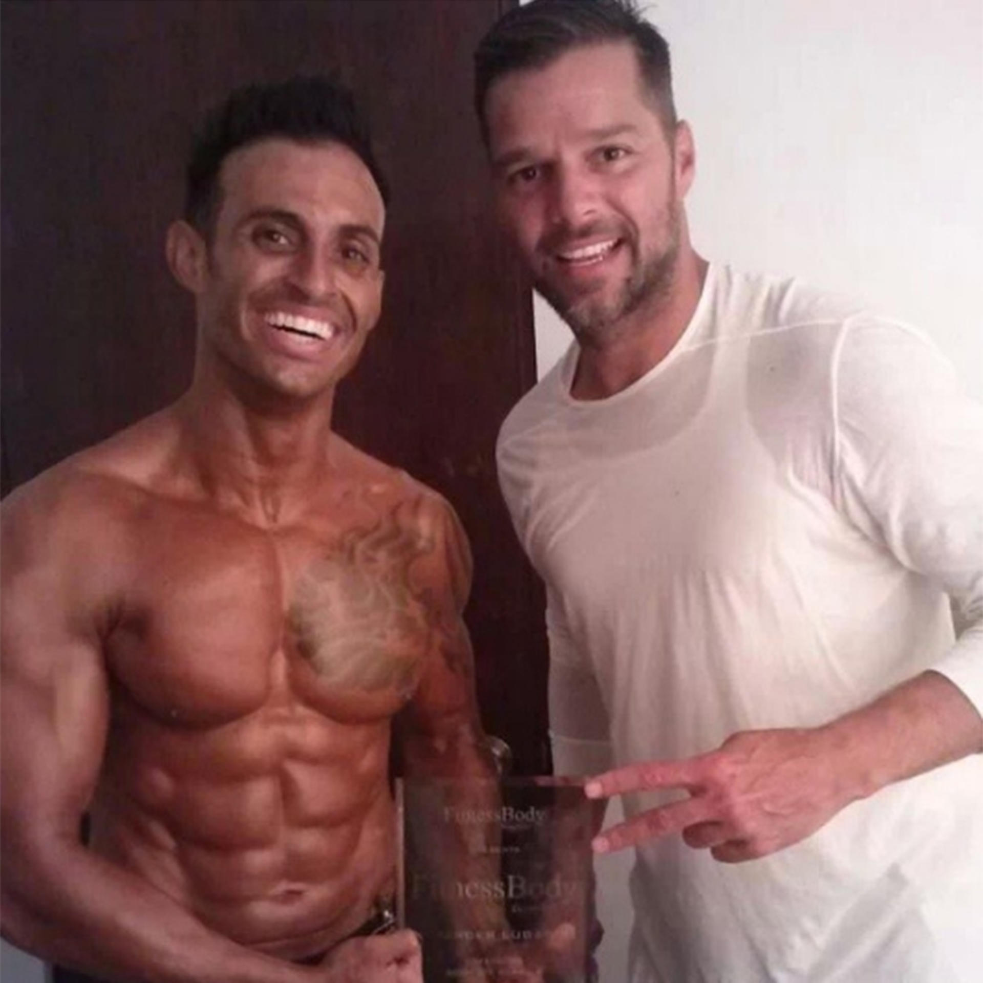 Conoce a Eric el hermano musculoso de Ricky Martin (Fotos)